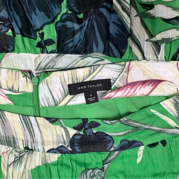 Ann Taylor Green Palm Leaf Tiered Floral Maxi Skirt Size 14 Lined - Picture 6 of 6